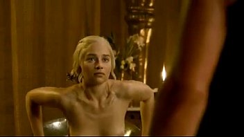 Emilia clarke nude porn