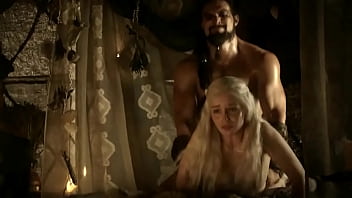 Emilia clarke nsfw