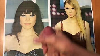 Taylor swift breasts reddit